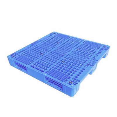 1100x1100 HDPE Stapelbare Plastic Pallet Dynamische 2.5T Blauwe 13.8Kg