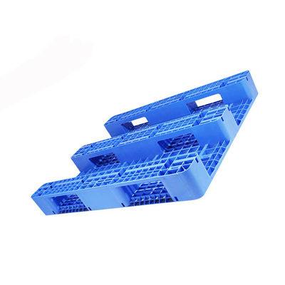 Pp-HDPE FDA keurde Nestable Kunststof Pallets voor Opslag goed 3 Agenten