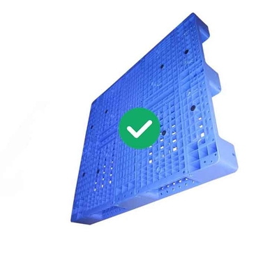 HDPE die Plastic Pallet Op zwaar werk berekende 1300x1100 5000Kg Lading rekken